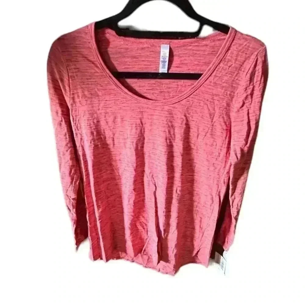 Lularoe XS terracotta red long sleeve Lynnae t shirt with black micro stripes.